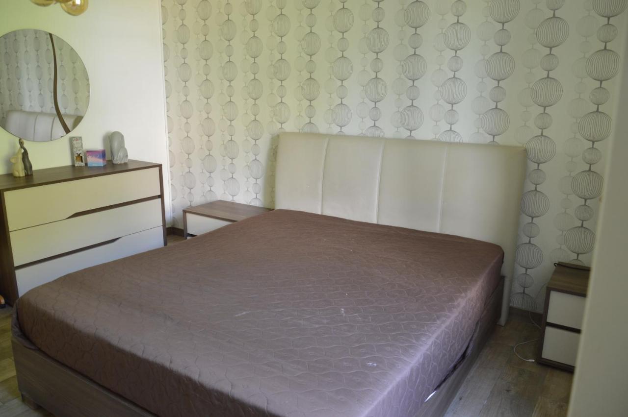 La Casa Di Barry Bed & Breakfast ปอซซุออลี ภายนอก รูปภาพ