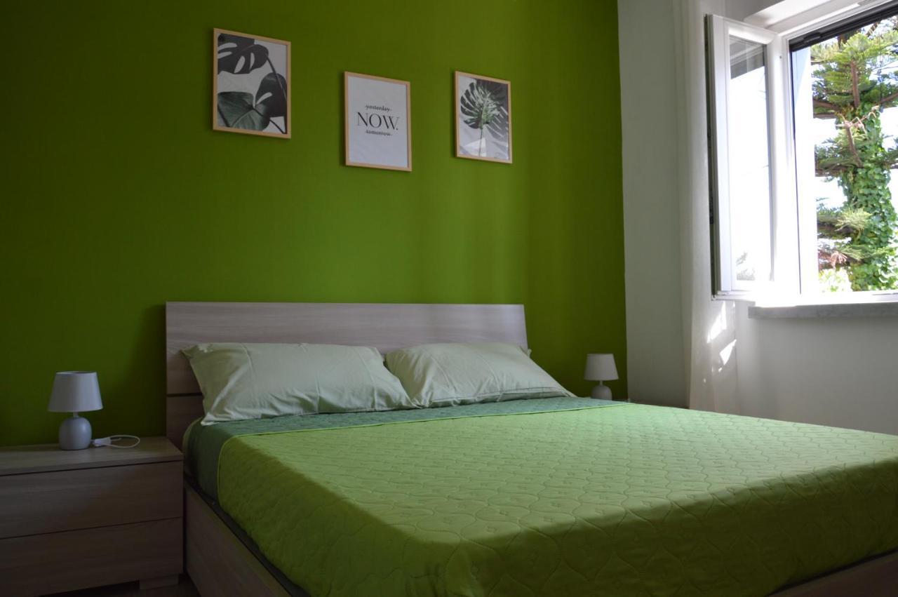 La Casa Di Barry Bed & Breakfast ปอซซุออลี ภายนอก รูปภาพ